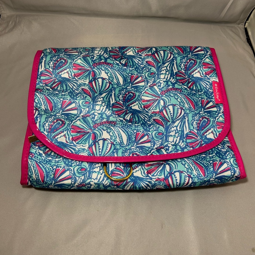 Lilly Pulitzer for Target- 11.7"x8"x3" Hanging Valet Case My Fans Print